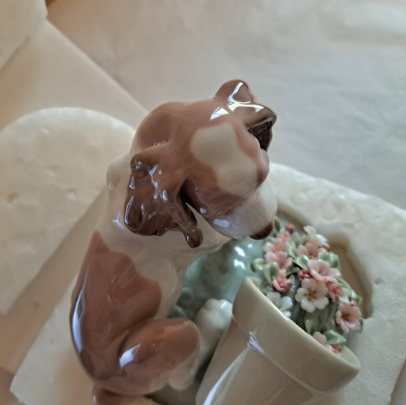 FINAL COST RARE Lladro It Wasn't  Me 07672 puppy flower pot with box - Picture 3 of 8